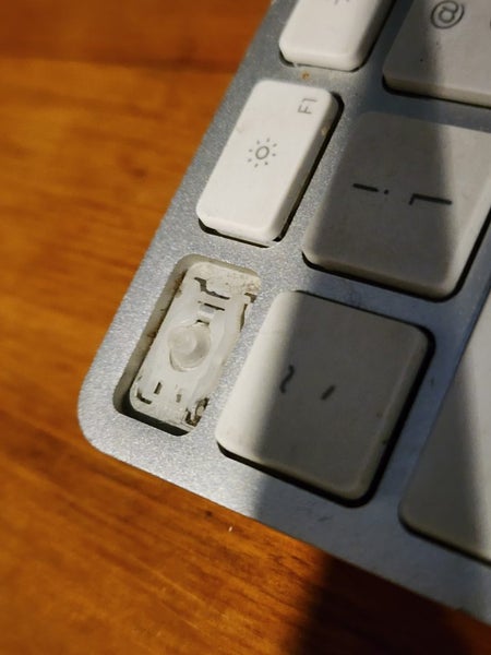 $1 RES Apple keyboard and mouse Carousel 3