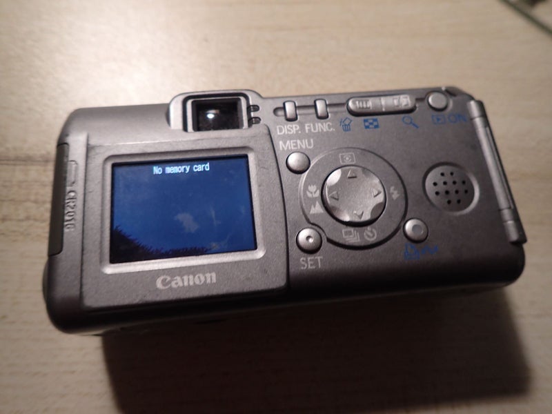 canon powershot a310 digital camera AA batteries (faulty?) Carousel 2