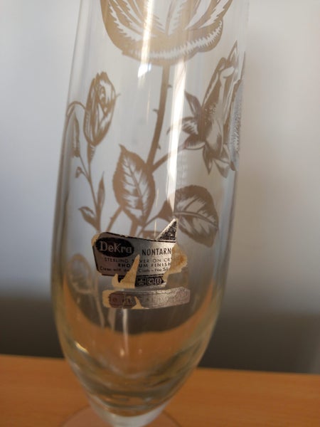 Glass vase62863237298050111