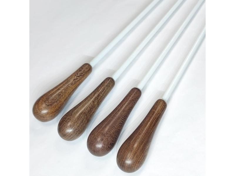 2PCS/LOT 15PCS/LOT Wooden Baton Plastic Wooden Handle Steel Pointer (Conductor Carousel 1