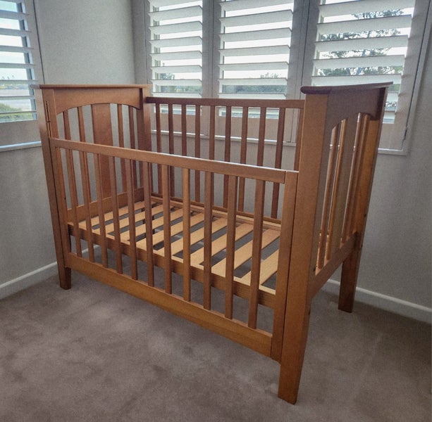 Solid Kauri Cot – Made in NZ by Pumpkin Patch62863216323201111