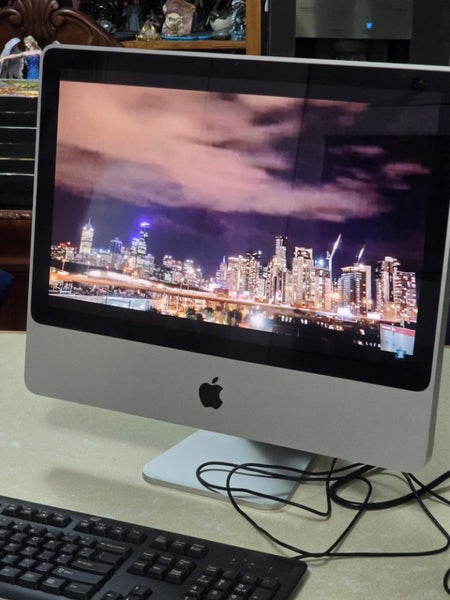 Apple computer $1 reserve Carousel 2