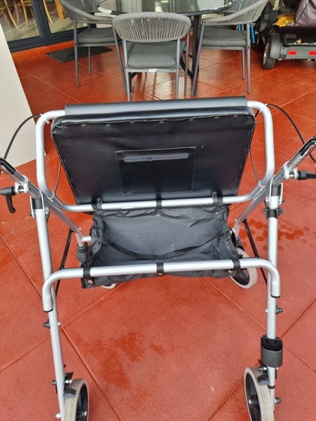 large walking frame62863229223554113