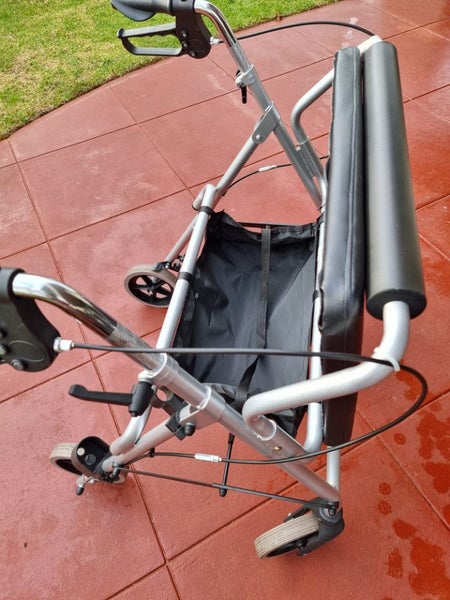 large walking frame62863229223554114