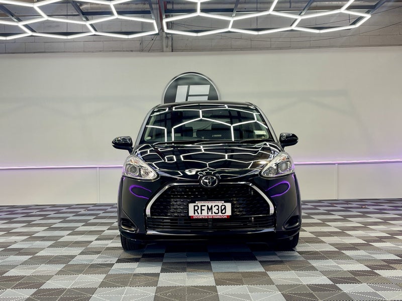 2019 Toyota Sienta LOW 62,000 KM'S62866854546306112