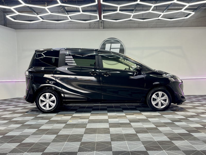 2019 Toyota Sienta LOW 62,000 KM'S62866854546306114