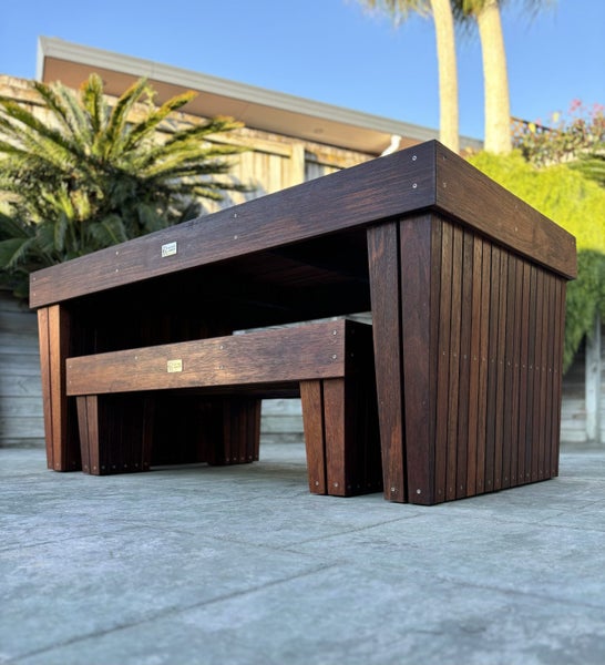 Kwila Hardwood Dining Set628632302740511124
