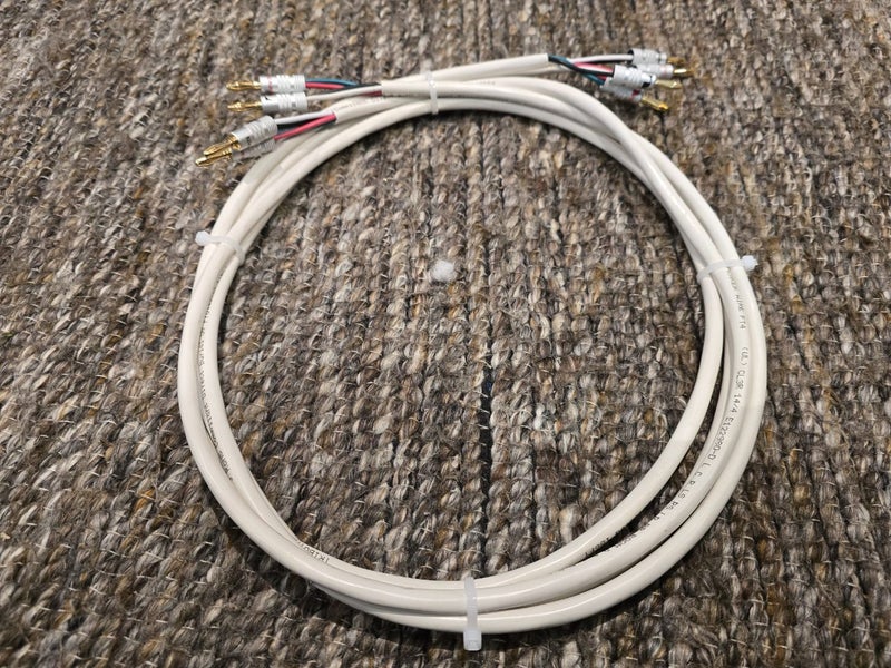 Tributaries 14awg Speaker cable 2m long pair Carousel 1