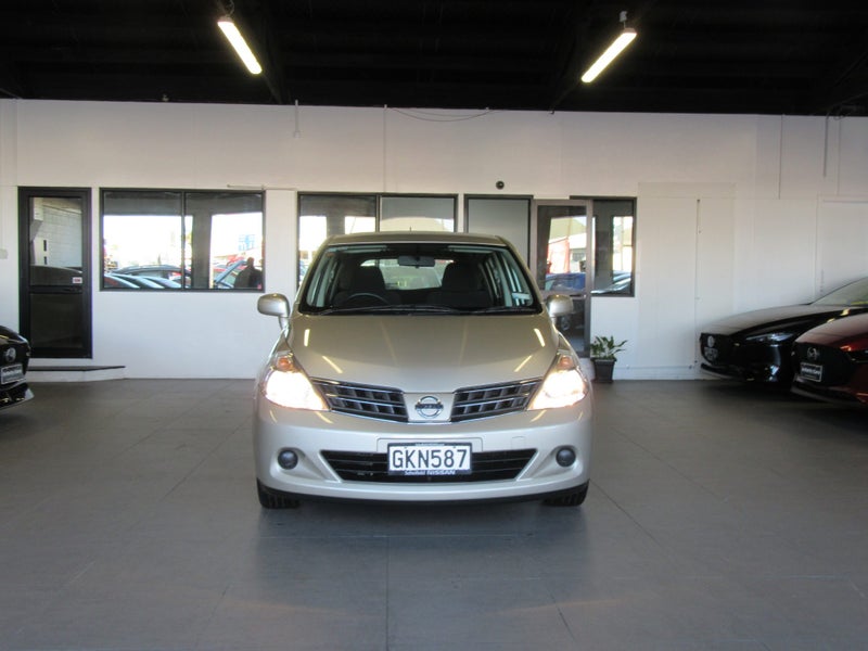 2012 Nissan Tiida 1800CC NZ NEW SUPER LOW KM!62854326453762111