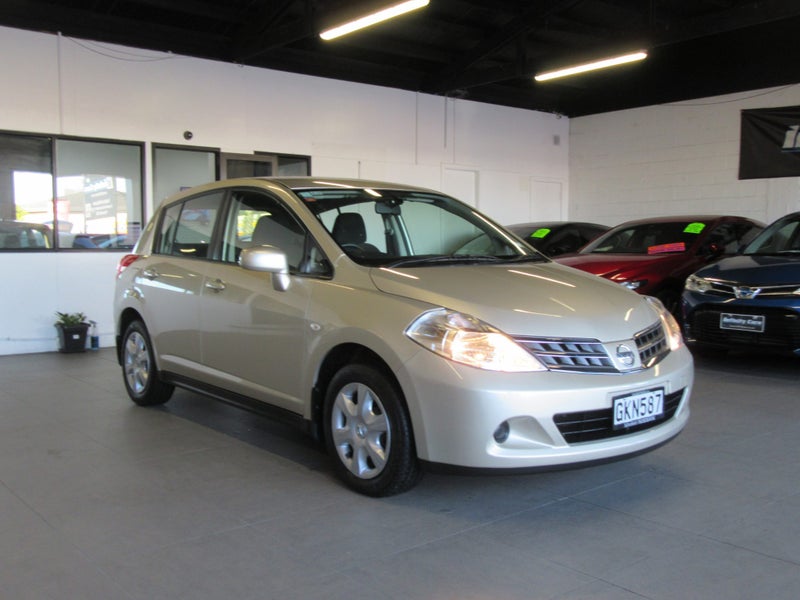 2012 Nissan Tiida 1800CC NZ NEW SUPER LOW KM!62854326453762113