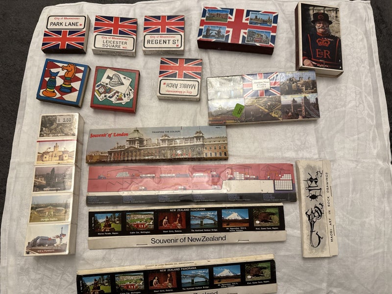 Vintage Souvenir Matchboxes Collection London & NZ etc Carousel 1