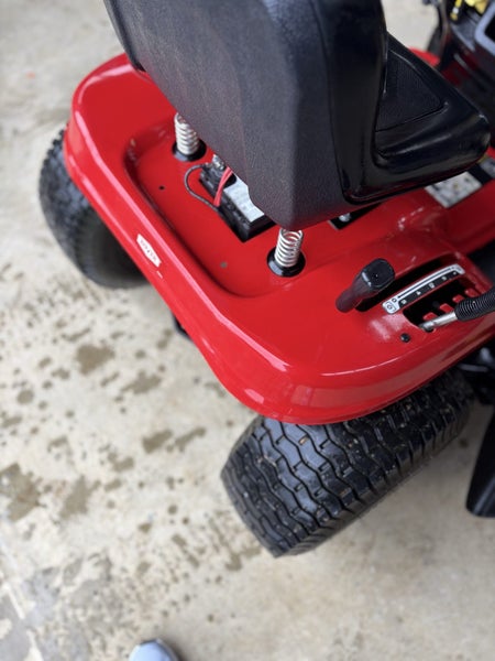 Rover 547/38 ride on Lawnmower62863230184195112