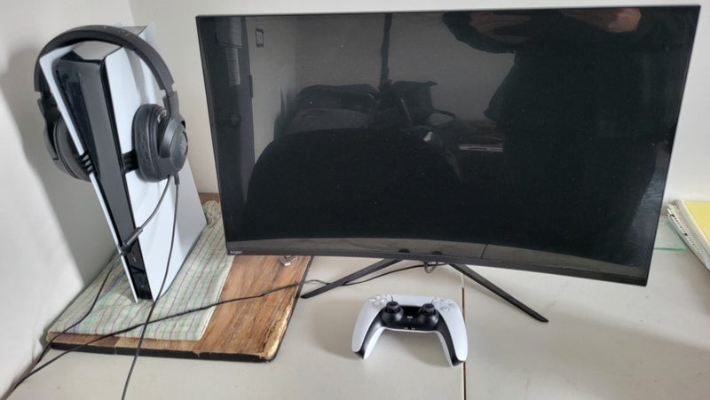 Playstation 5 Pro +Full Setup Carousel 1