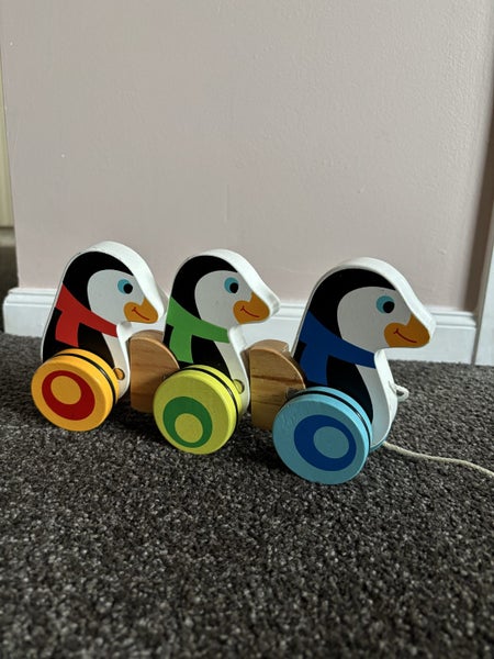 Lovely wooden baby toy Penguin pull along628632164305941125