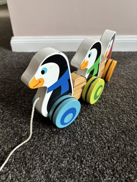 Lovely wooden baby toy Penguin pull along62863216430594111