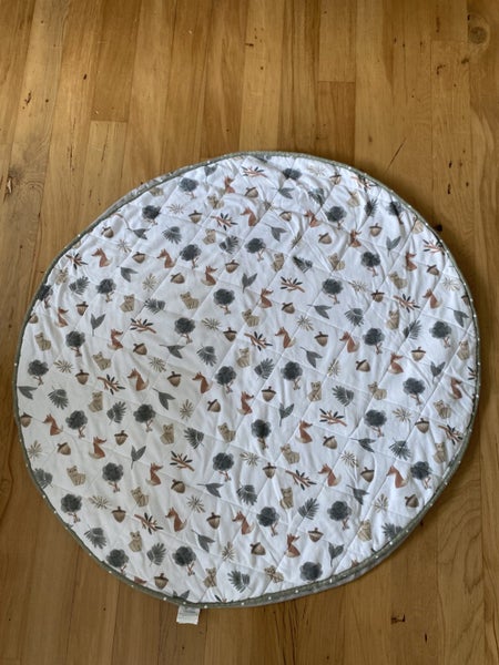 Little Textiles baby play mat Carousel 1