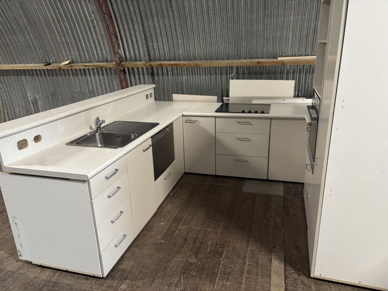 Recycled U-Shaped Kitchen #4311 Carousel 2