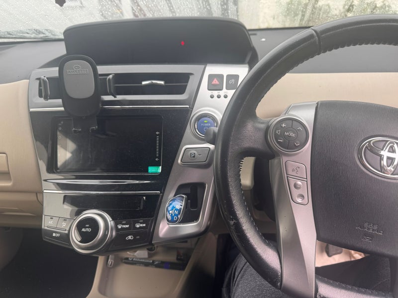 2016 Toyota Prius Alpha Hybrid62866854039809112