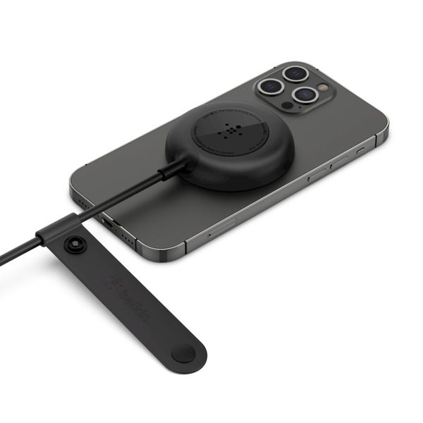 Belkin BOOSTCHARGE Magnetic Portable Wireless Charger Pad 7.5W Black Carousel 1