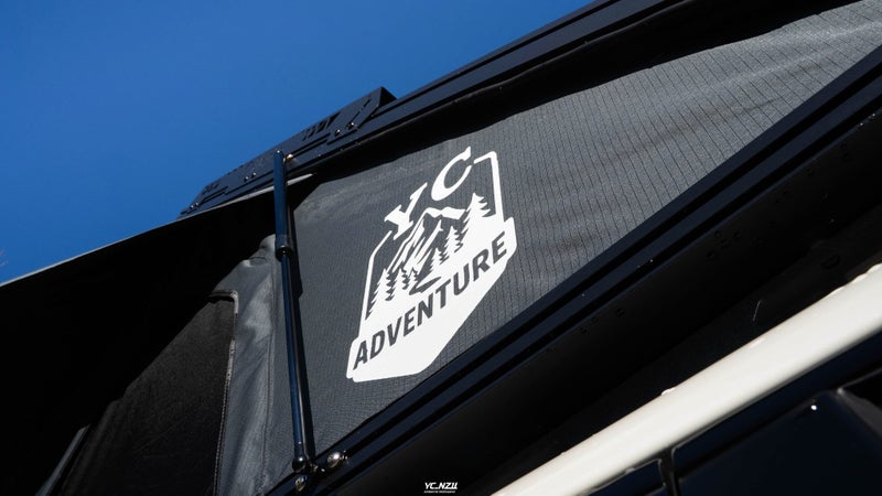 YC Adventure hard shell roof top tent62950004348673112