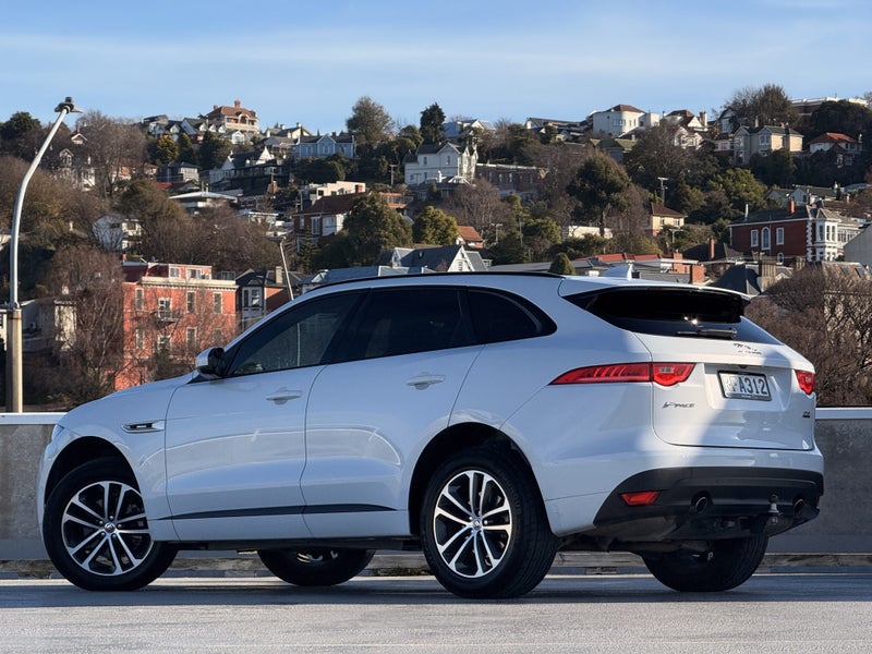 2018 Jaguar F-PACE 25T R-Sport62863247047427114