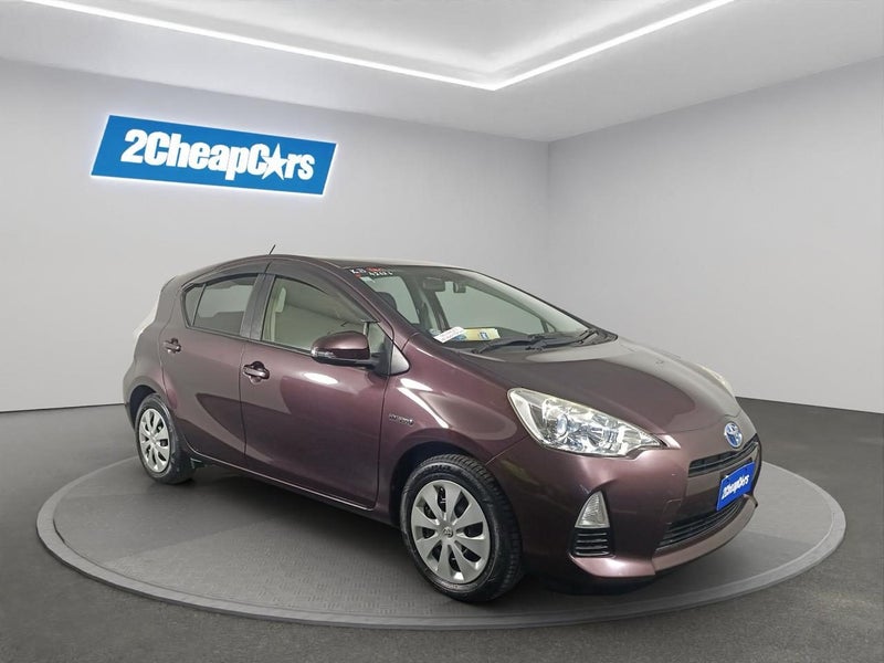 2014 Toyota Aqua Hybrid62854326067842114