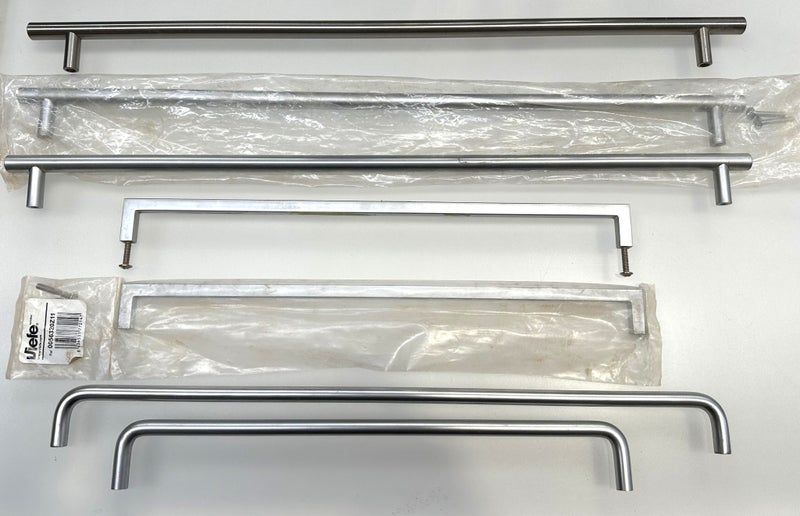 Assorted Cupboard/Cabinet Handles - $1 Reserve (PU30 Cubby) Carousel 1