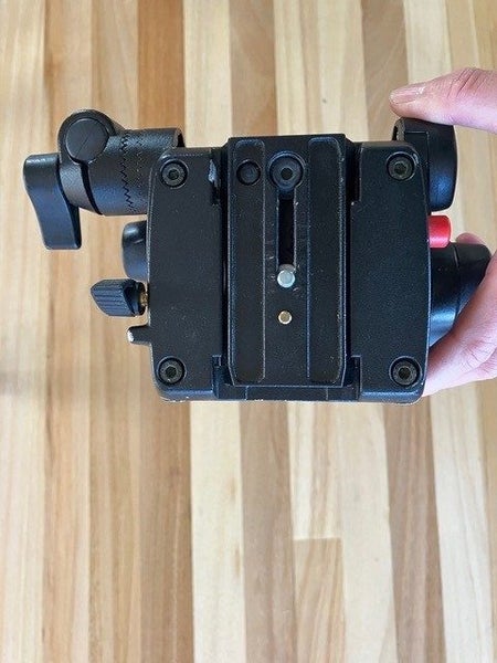 Manfrotto 503 HDV fluid head - video Carousel 4
