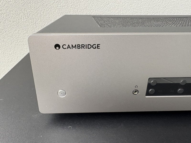 Cambridge Audio CXA81 Integrated amplifier, 80 watts per channel Carousel 2