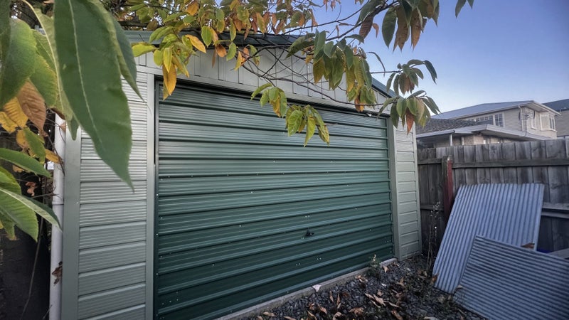 8x4mts moveable garage with bathroom in Christchurch Carousel 2