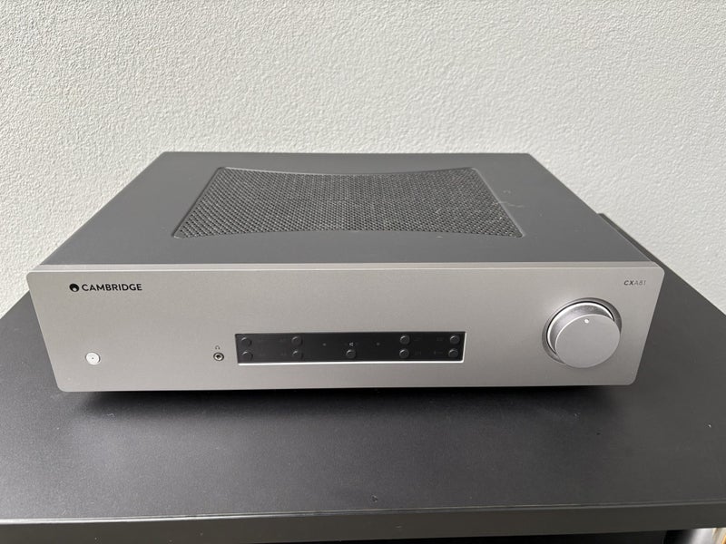Cambridge Audio CXA81 Integrated amplifier, 80 watts per channel Carousel 1