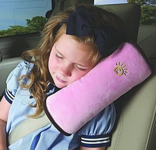 2*Kids Headrest Pillow for Car Seat Belt62854321581827111