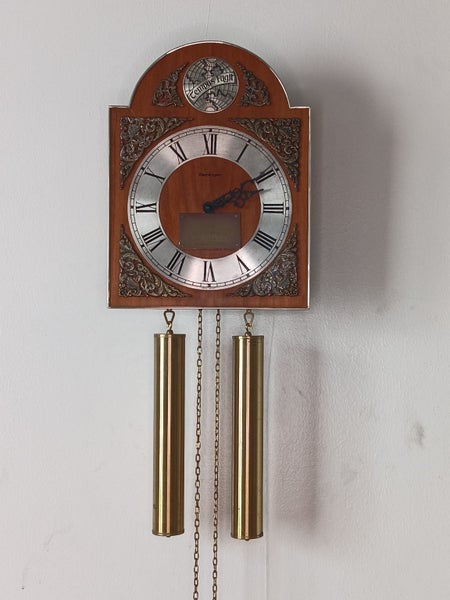 Hororata Racing Club 1976 Villa Maria Wine Handicap Winning Owner Clock Carousel 1