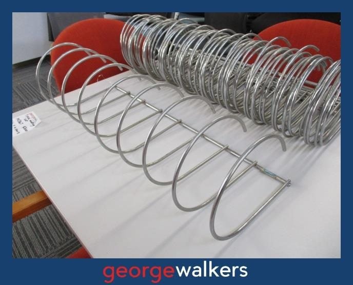 PR5888 Chrome Metal Spiral Metal Folder Holder Carousel 1