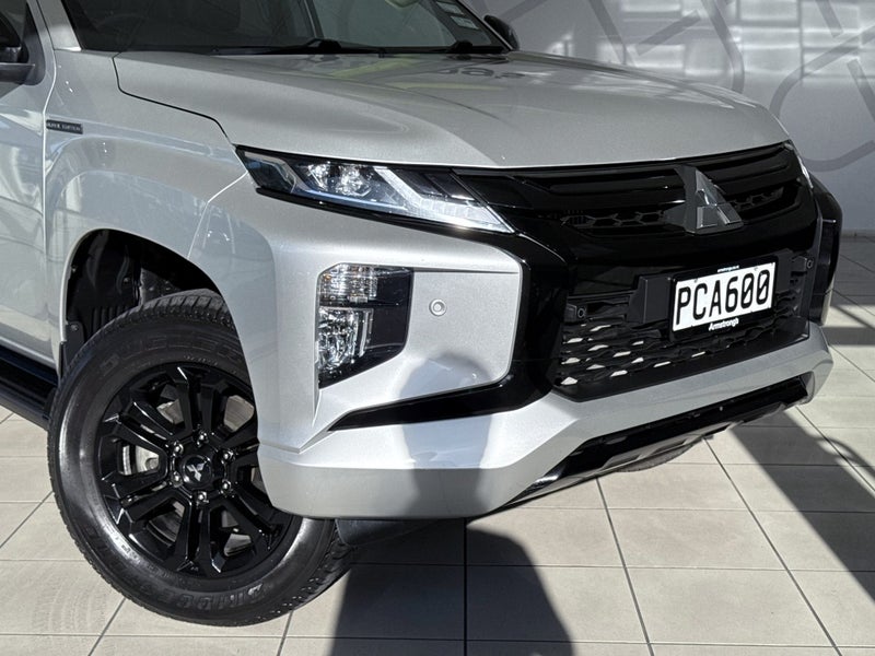 2022 Mitsubishi Triton VRX DC Black Edition62865829398017111