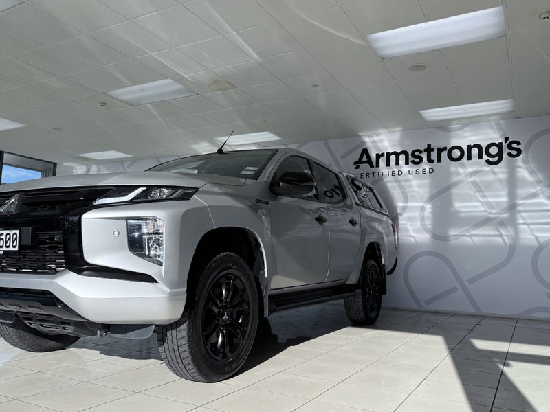 2022 Mitsubishi Triton VRX DC Black Edition62865829398017113