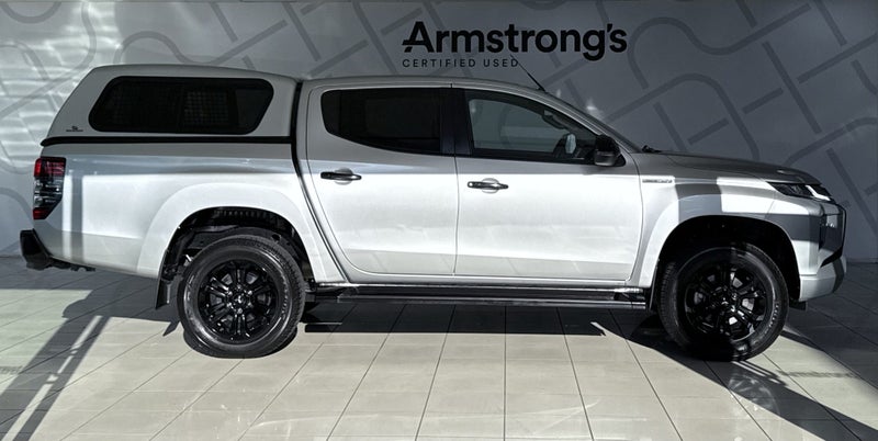 2022 Mitsubishi Triton VRX DC Black Edition62865829398017114