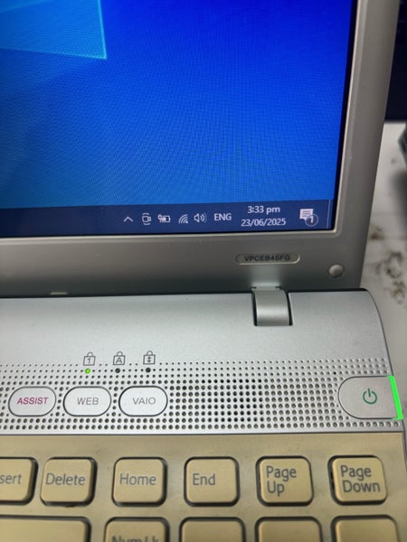 Sony Vaio vpceb45fg i3 M380 4G 320 HDD Windows 10 HDMI62863221823745111