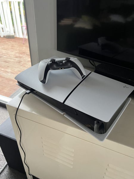 Play station 5 Carousel 1