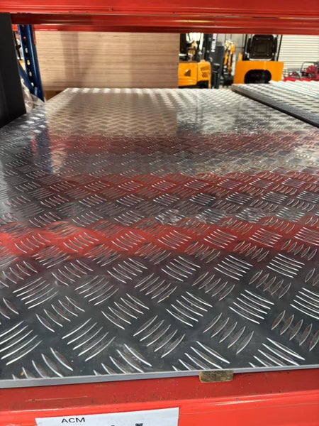 Brand New Aluminium Checker Plate – 1500mm × 3000mm × 2.0mm – Pukekohe Carousel 2