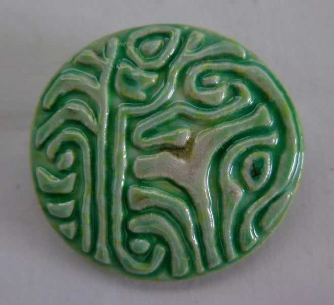 VINTAGE CERAMIC ABSTRACT DESIGN HANDMADE BROOCH SIGNED TO THE BACK Carousel 1