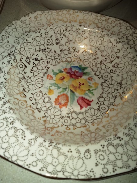 HK Tunstall dessert set Carousel 2