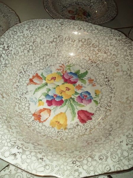 HK Tunstall dessert set Carousel 3
