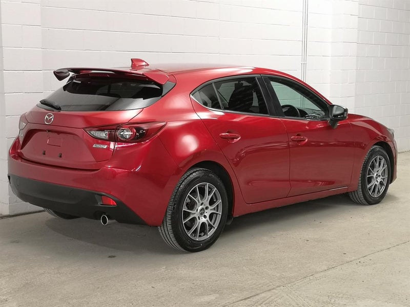 2014 Mazda Axela /3 1.5L Sproty 6 Speed Manual...62854324146307111