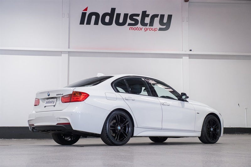 2013 BMW 320d MSport Black Package62863273034625111