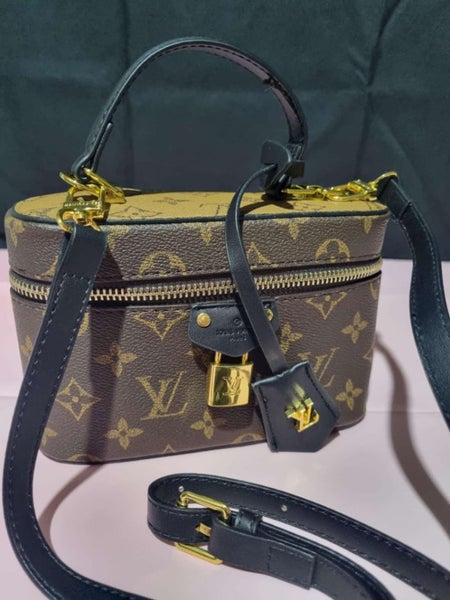 Small Overnight Makeup Bag628638519548171118