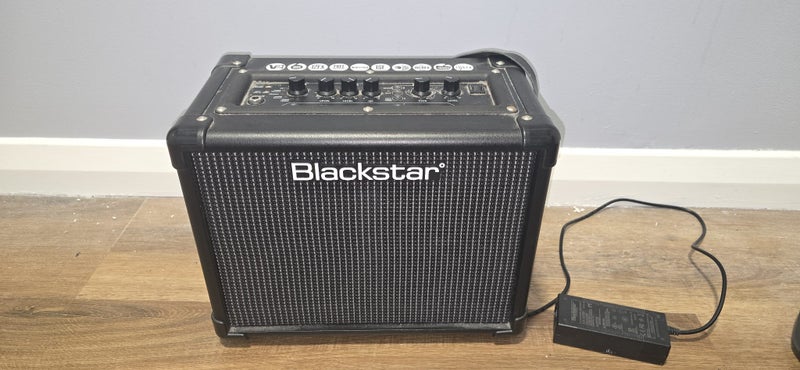 Blackstar ID Core 10 Carousel 1