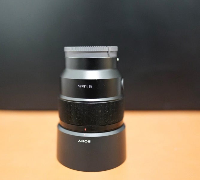 Sony 85mm f1.862865823212419116