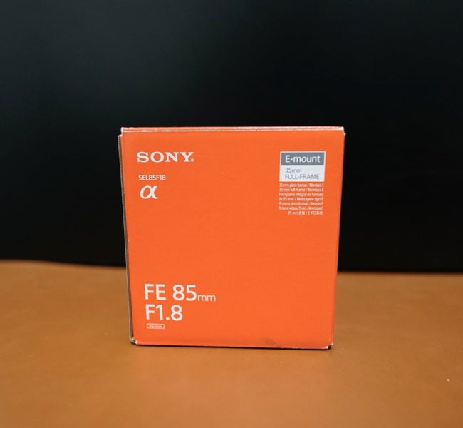 Sony 85mm f1.862865823212419111