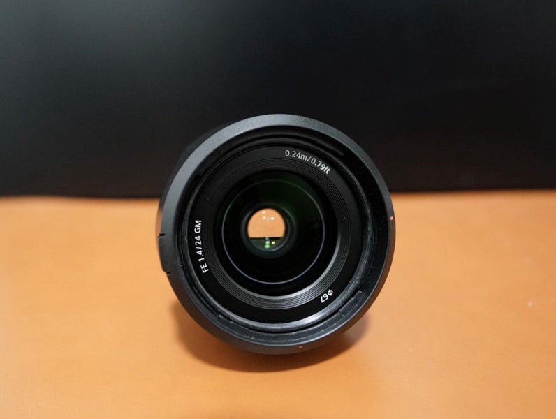 Sony 24mm f1.462865823217665111